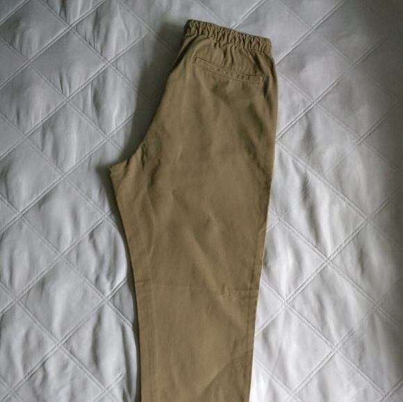 Old Navy Khaki Joggers - Picture 3 of 3